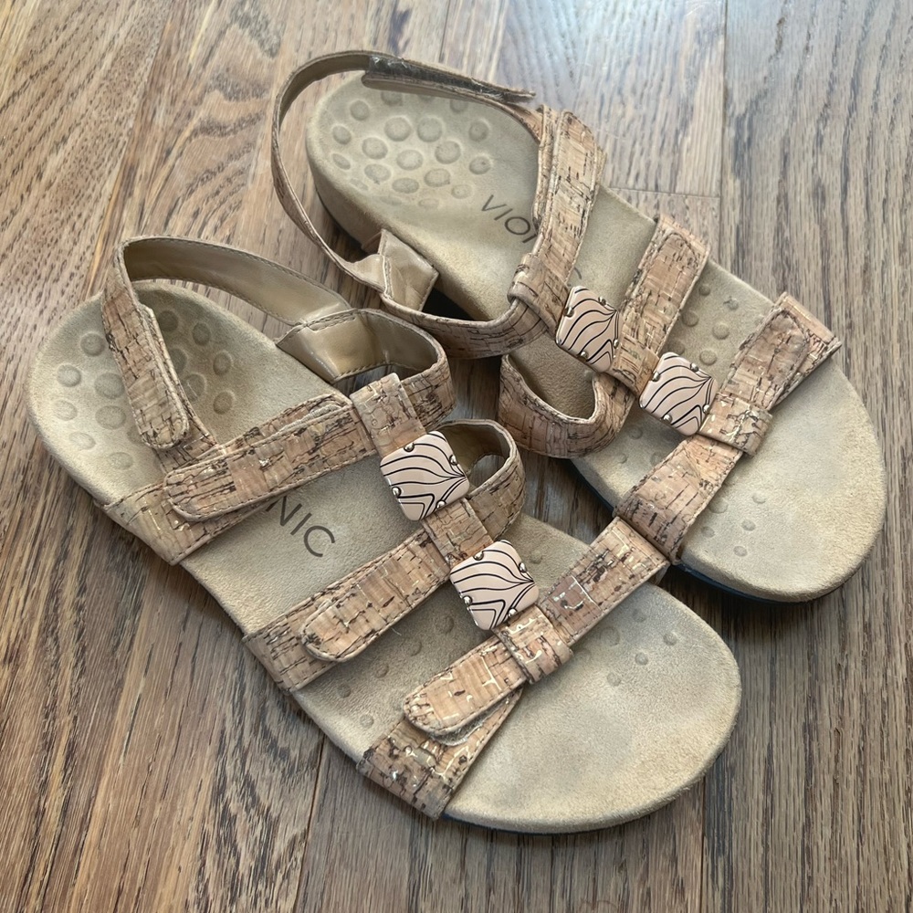 Vionic Cork Amber Sandals, 6